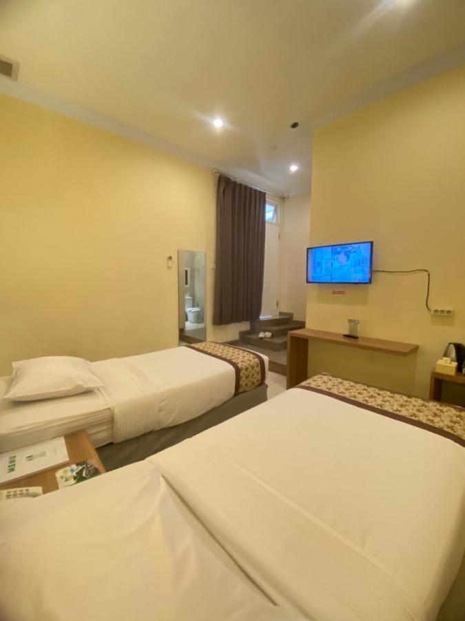 Riverstone Hotel & Cottage Batu  Exterior foto