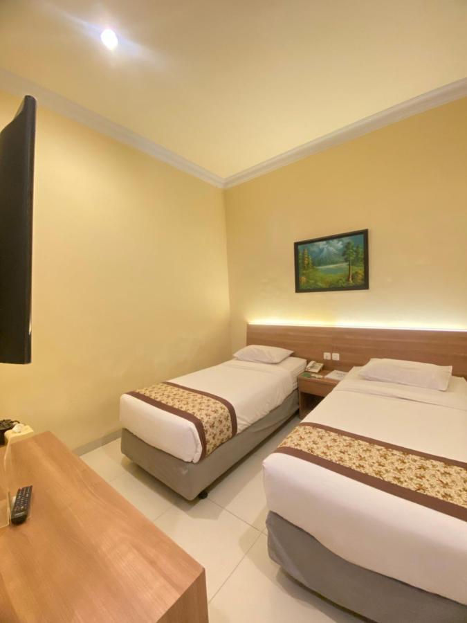 Riverstone Hotel & Cottage Batu  Exterior foto